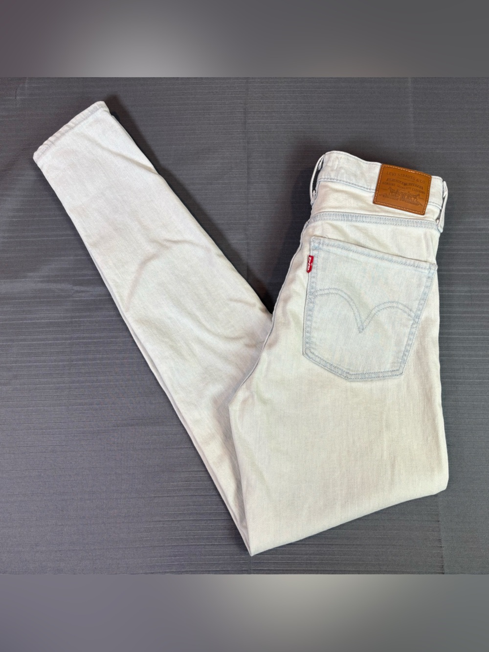 Levi’s Mile High Super Skinny Jeans W27 Ultra High Rise White